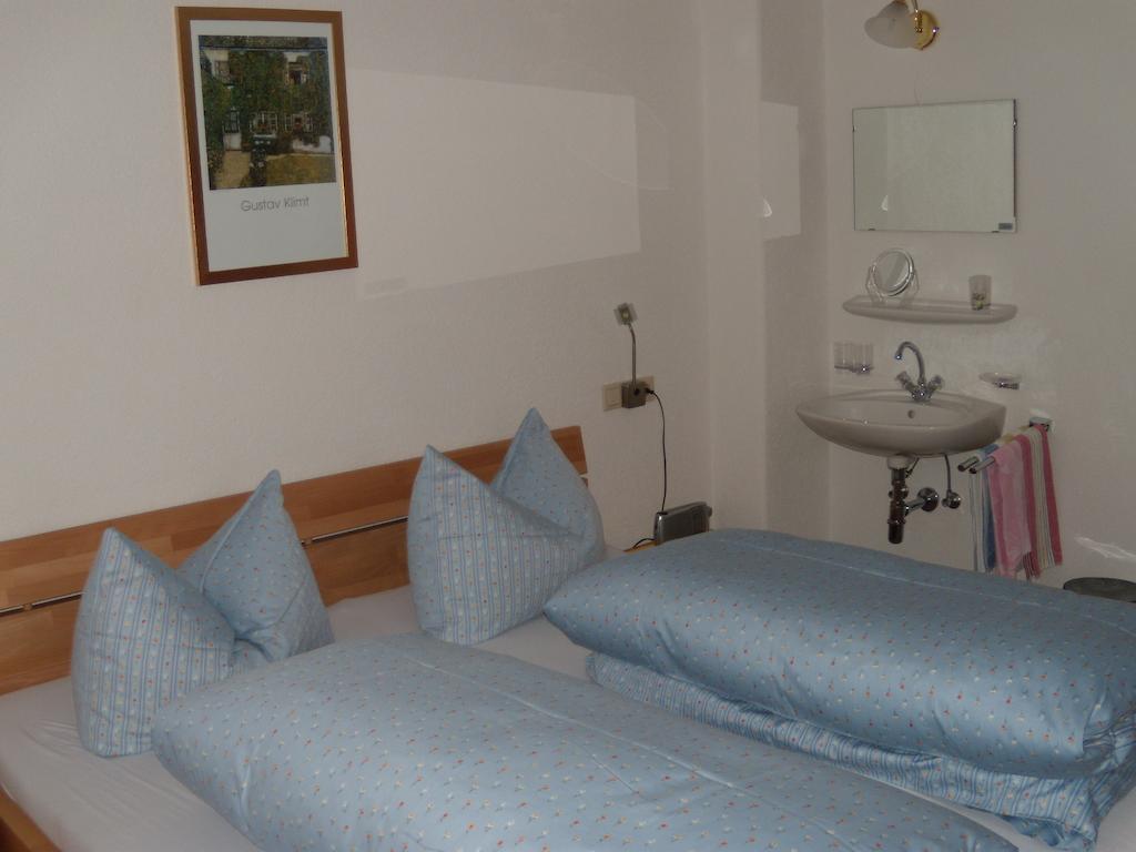 Ferienwohnung Rottensteiner Sybille Inclusiv Sommercard イェルツェンス 部屋 写真